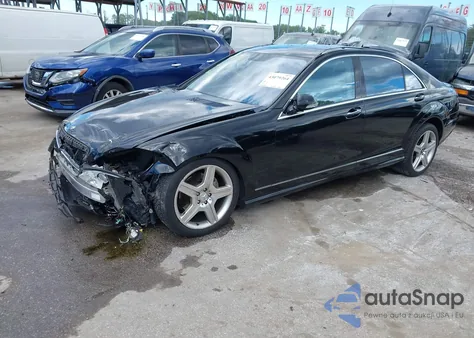 2007 Mercedes-Benz S 550 z USA, uszkodzony, nr VIN WDDNG71XX7A053806